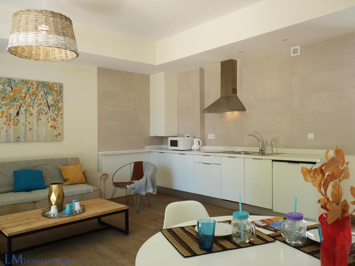 Alameda Square Apartment Seville Exterior photo